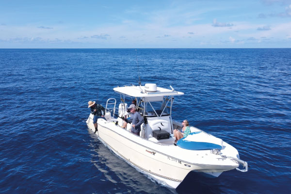 Catamaran in the Ocean | Thermocline Charters | Gulf of Mexico Offshore Deep Sea Fishing Trips | St Pete Florida